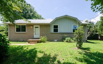 Building Photo - 7109 Hall Ln