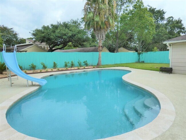 Building Photo - 7511 Renmark Ln