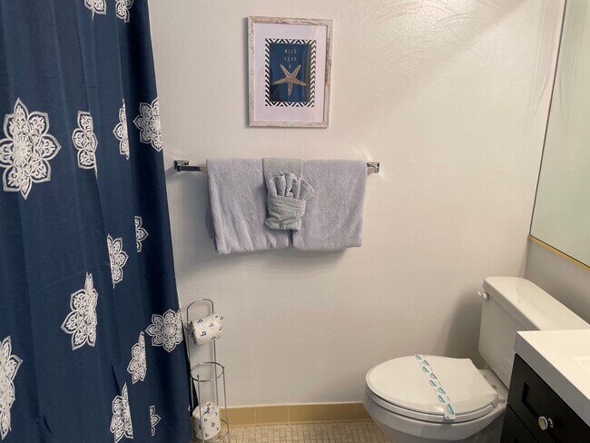 Bathroom - 4501 S Atlantic Ave