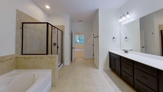 Building Photo - 109 Highland Mist Cir