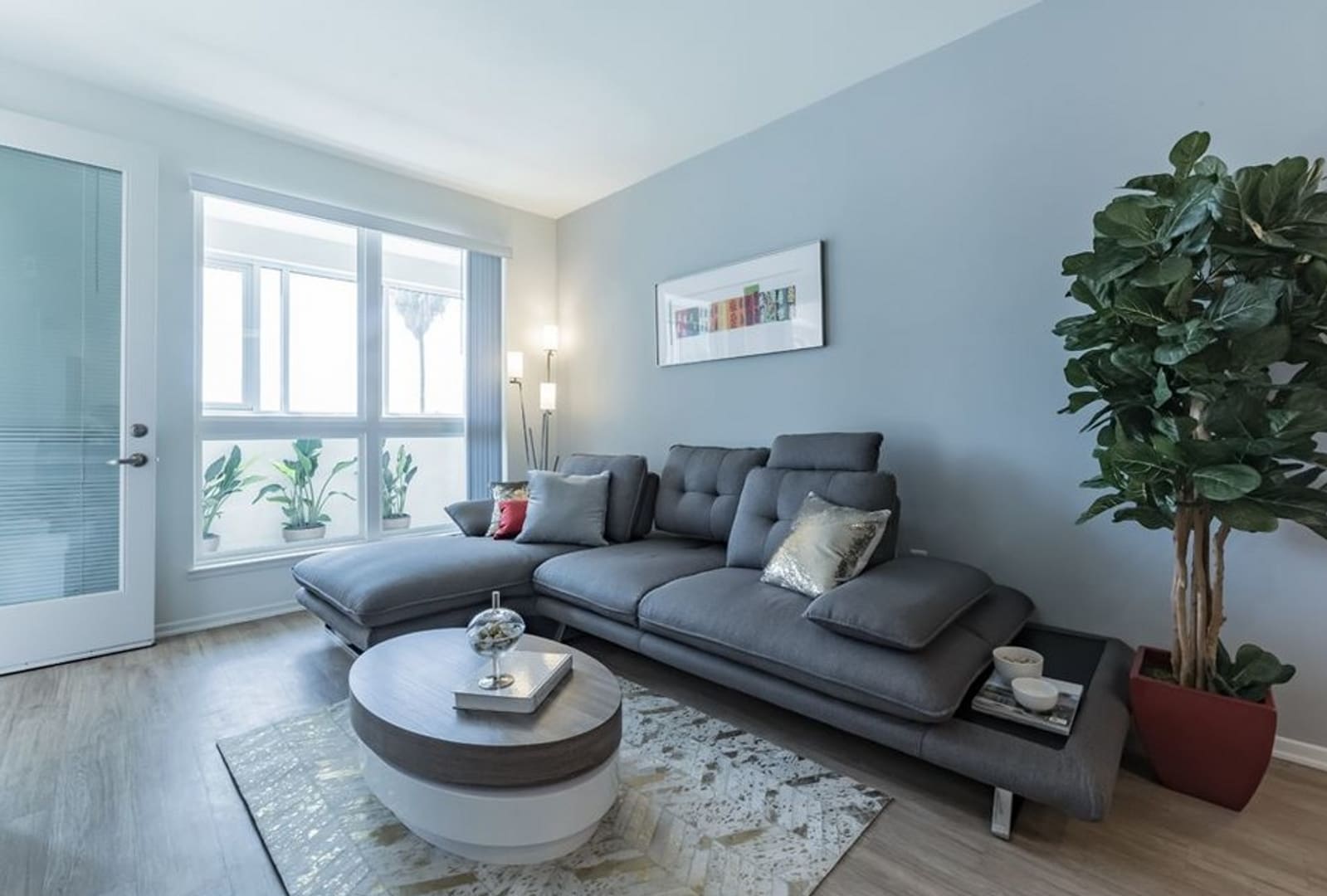 Interior Photo - William on Sunset