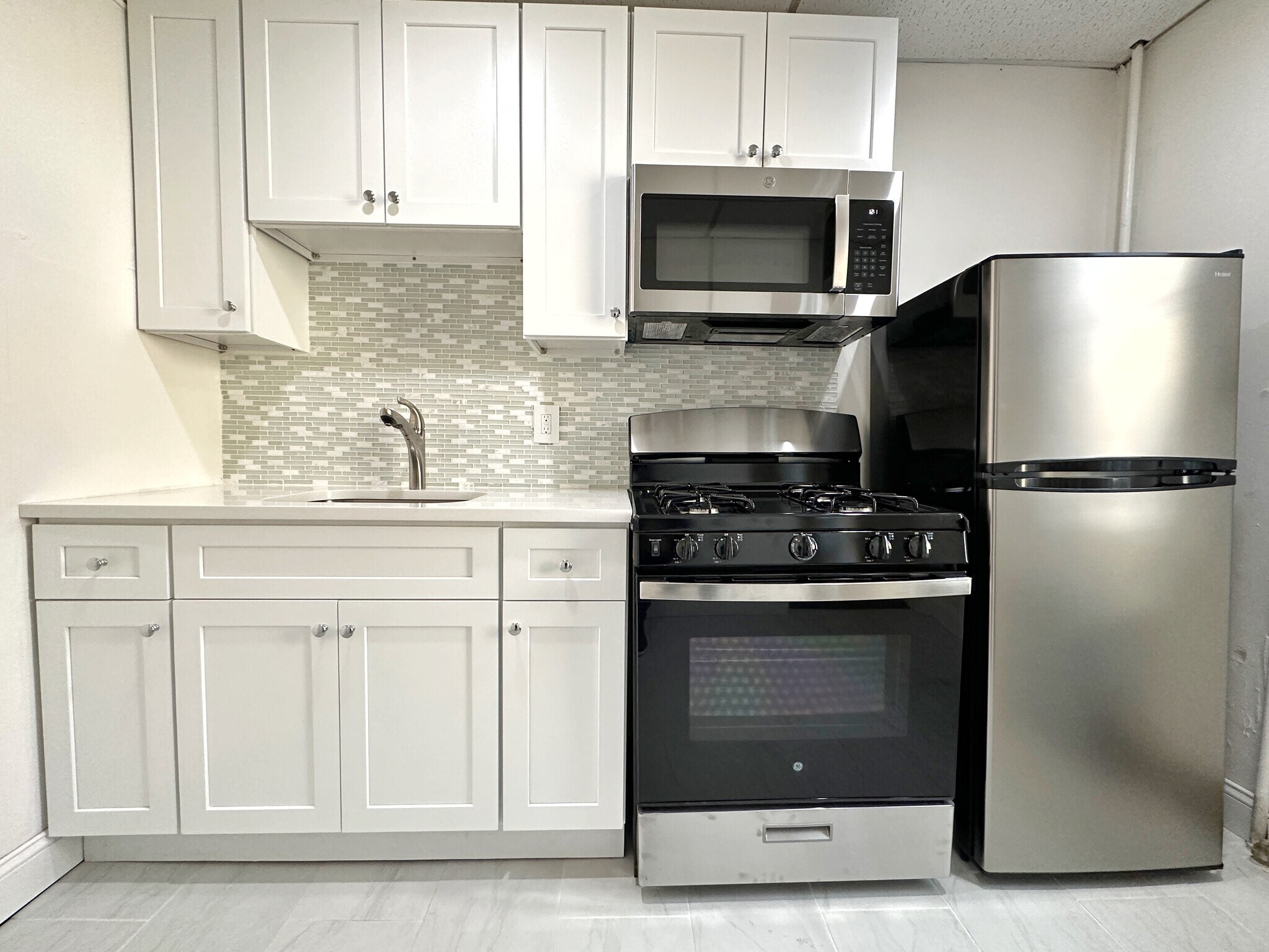 Building Photo - 1814 S 13th St