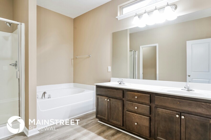 Building Photo - 204 Annapolis Bend Cir