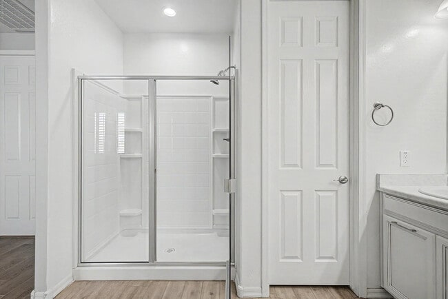 Building Photo - 17534 W Hadley St