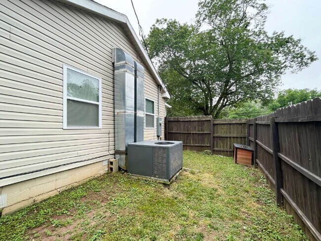 Building Photo - Cozy 3-Bed Home in the Heart of Wake Forest