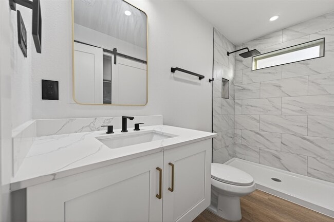 Building Photo - 6621 Jason St