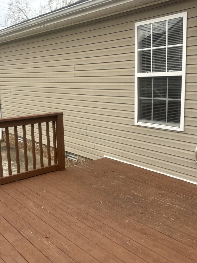 Building Photo - 471 Lafayette Rd