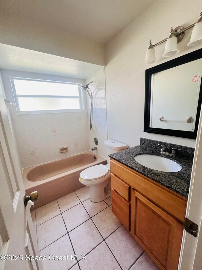 Building Photo - 2918 Pebble Creek St