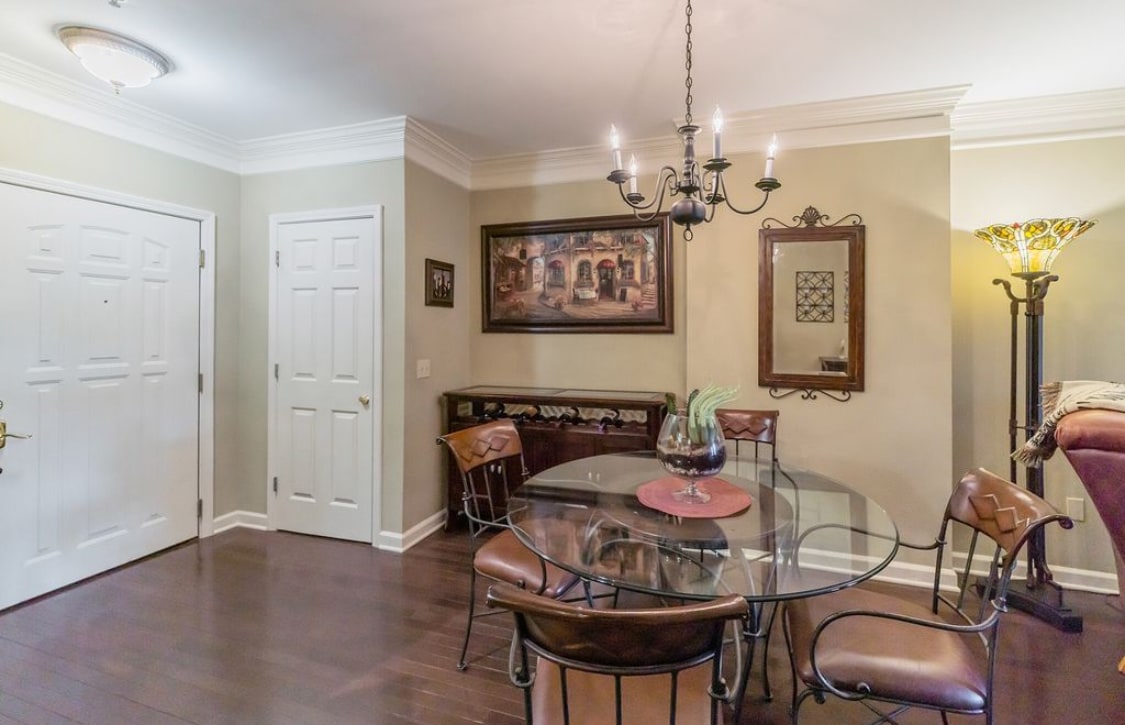 Building Photo - 3334 Peachtree Rd NE