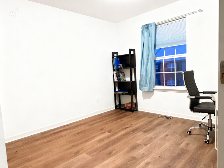 Building Photo - 7735 Dagny Wy