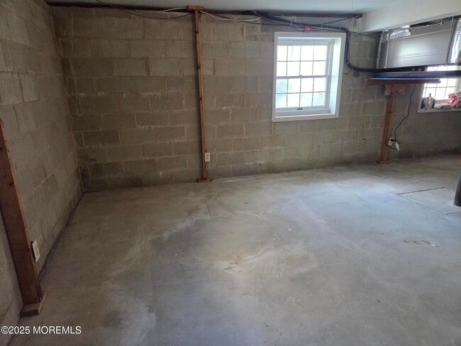 Building Photo - 59 K St