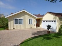 Building Photo - 241 Pso De Granada