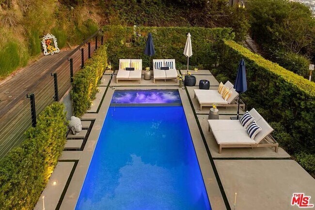 Building Photo - 1331 Belfast Dr