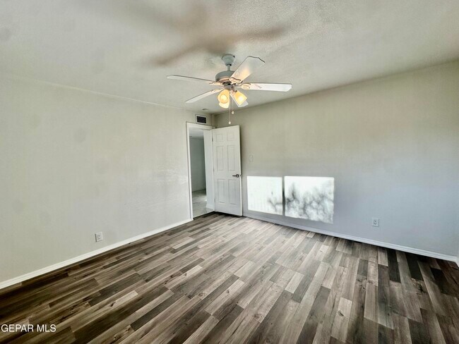 Building Photo - 6332 El Risco St