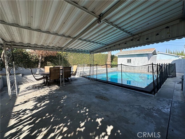 Building Photo - 1143 S 9th Ave