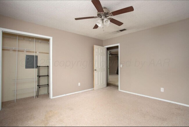 Building Photo - 5106 Azalea Ave