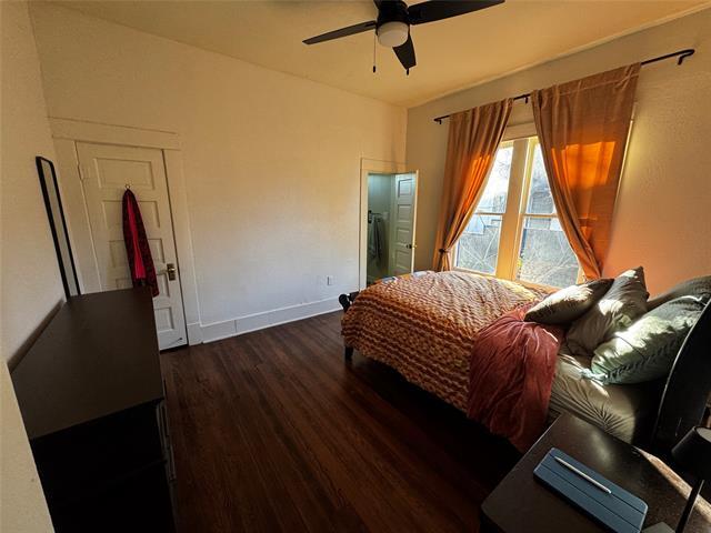 Building Photo - 1802 Seevers Ave