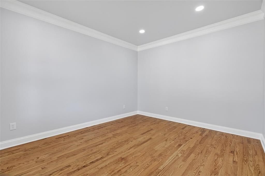 Building Photo - 4537 Grandview Pkwy