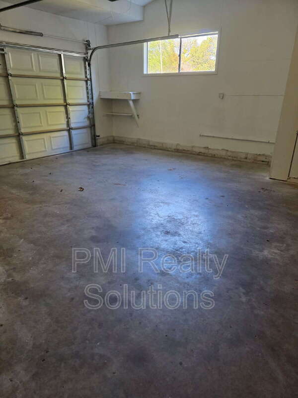 Building Photo - 4506 E 38th Pl