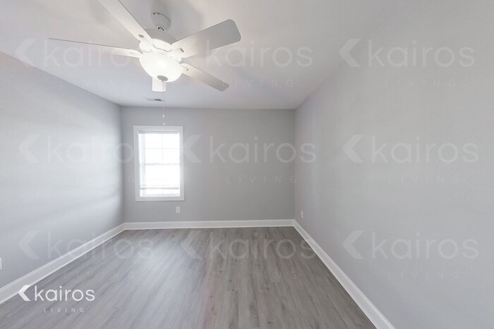 Building Photo - 3713 Oak Leaf Wy
