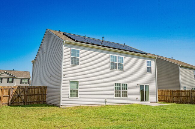 Building Photo - 4016 Madeline Farm Blvd