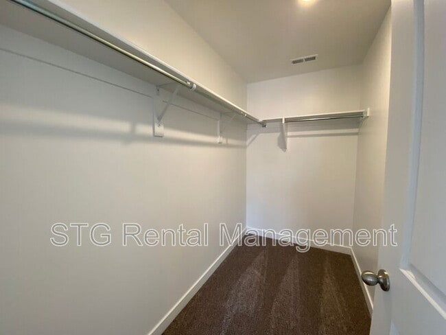 Building Photo - 3237 E Labyrinth Pt Cir