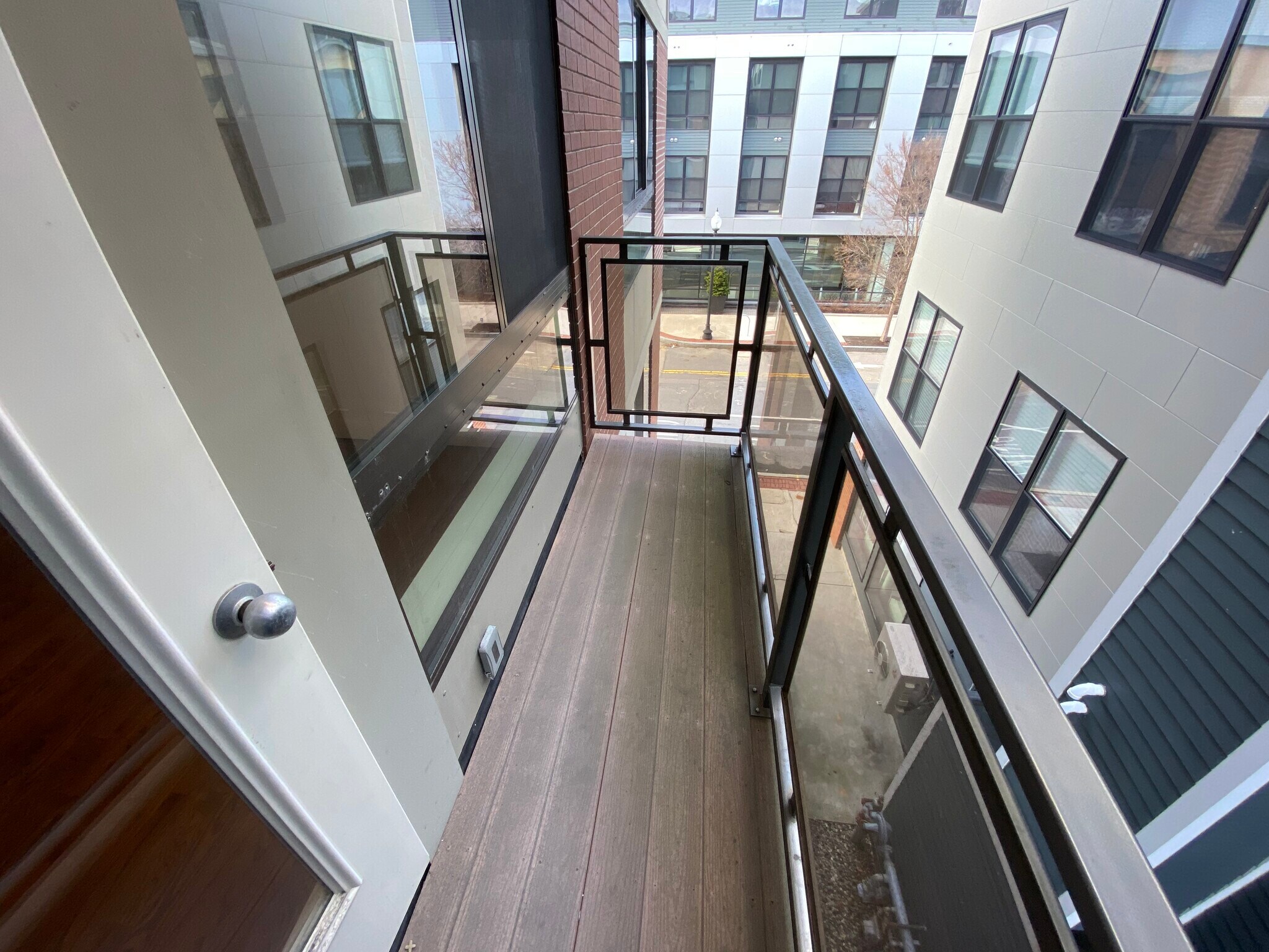 Building Photo - 303 D St