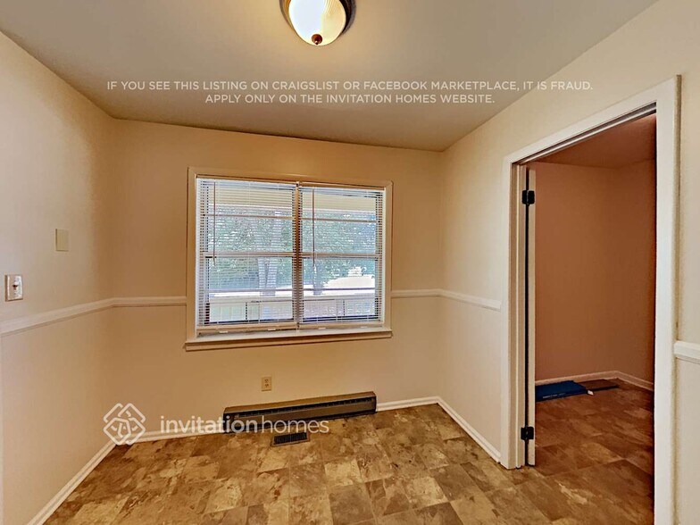 Building Photo - 1732 Balfour Ln