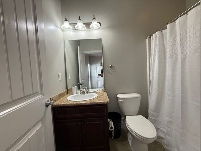 Building Photo - 5026 Greyfield Pl N