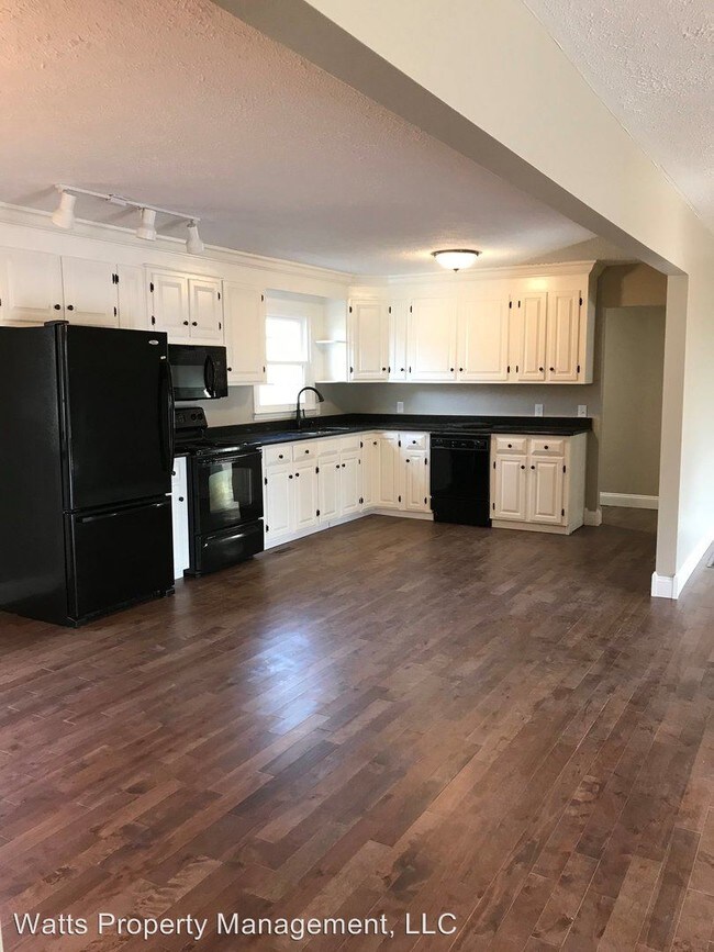 Building Photo - 4 br, 3 bath House - 245 Woodrow Lane