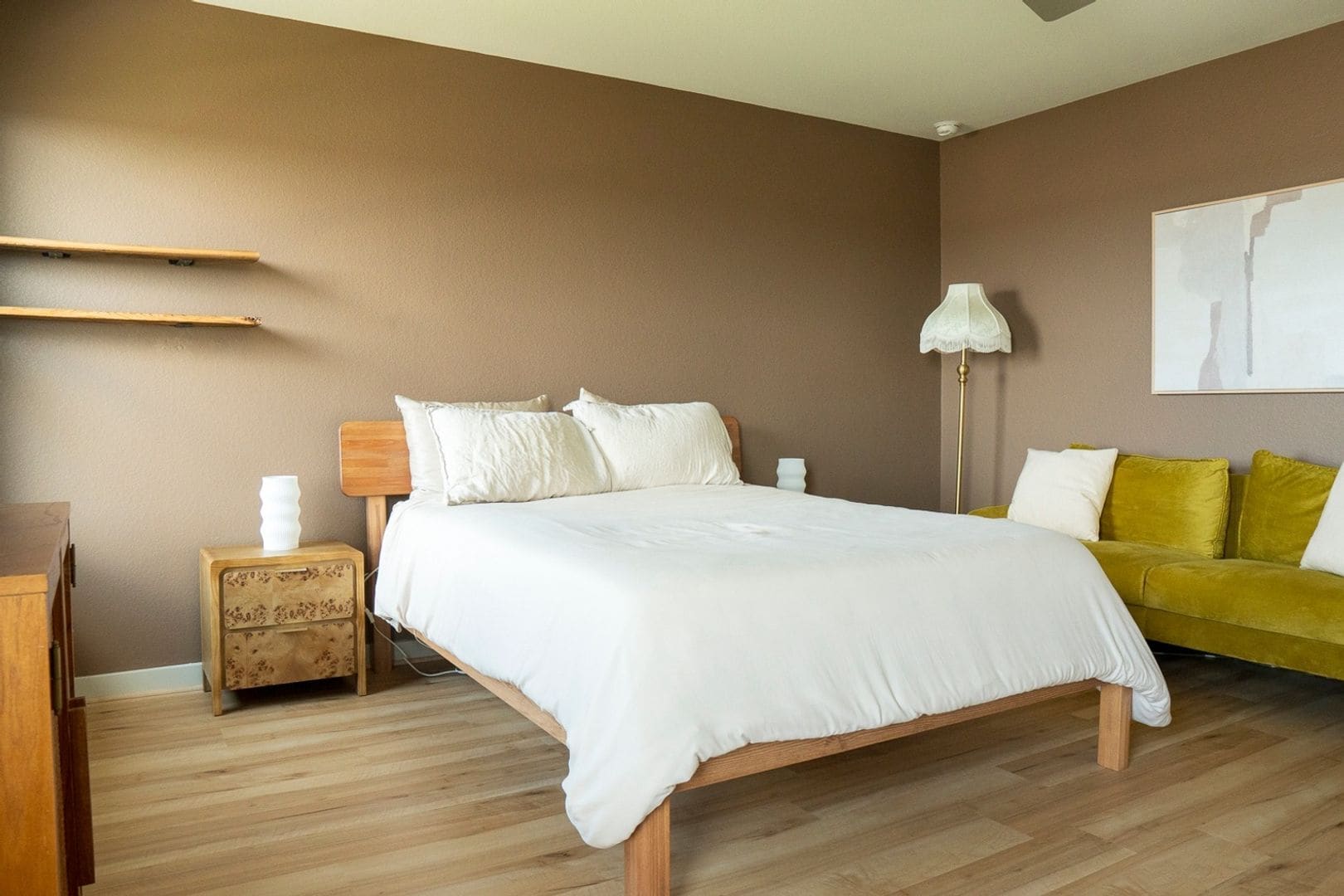 Building Photo - 7716 Jacobean WY