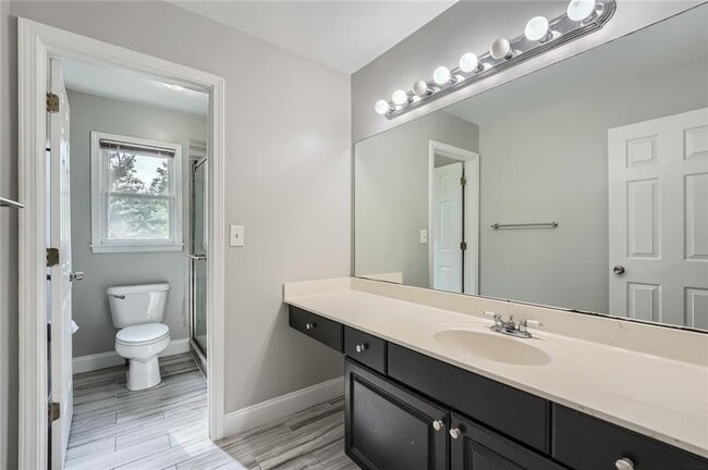 Building Photo - 2478 Saluda Dr NW