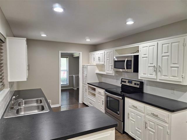 Building Photo - 9518 Timberleaf Dr