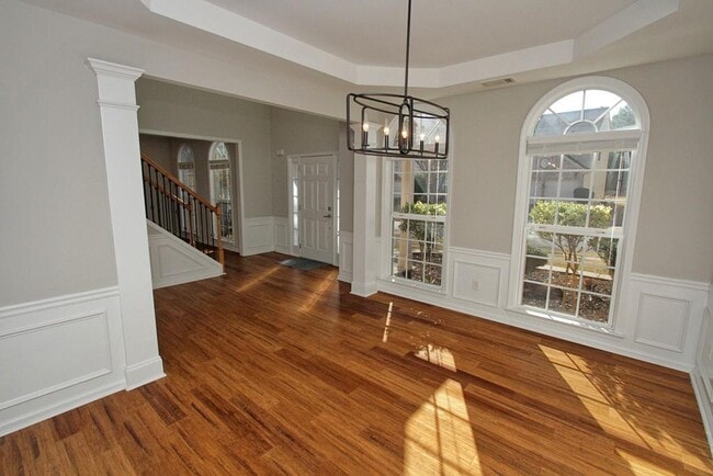 Building Photo - 5057 Bethpage Dr NE