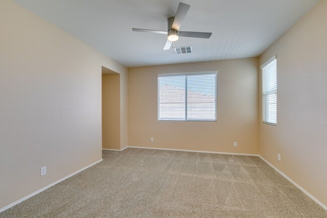 Building Photo - 6290 Majestic Hills Ave