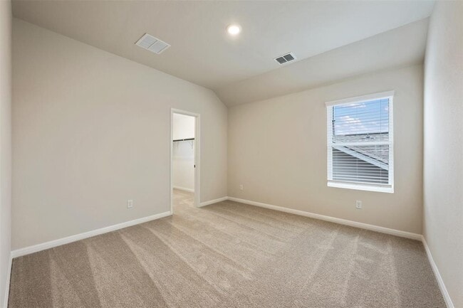 Building Photo - 283 Ranier Wy