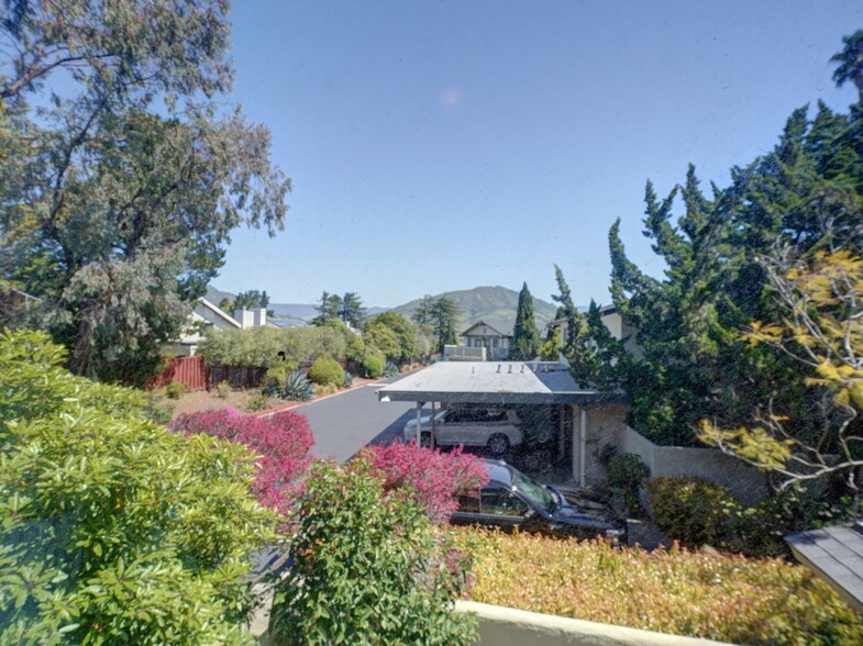 Building Photo - 1750 Prefumo Canyon Rd