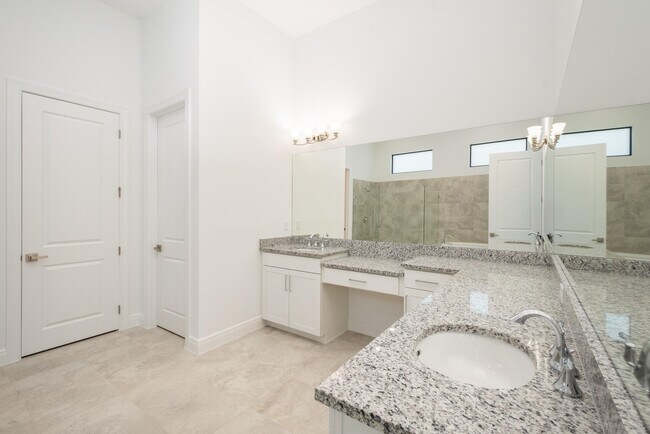 Building Photo - 13378 Artisan Cir