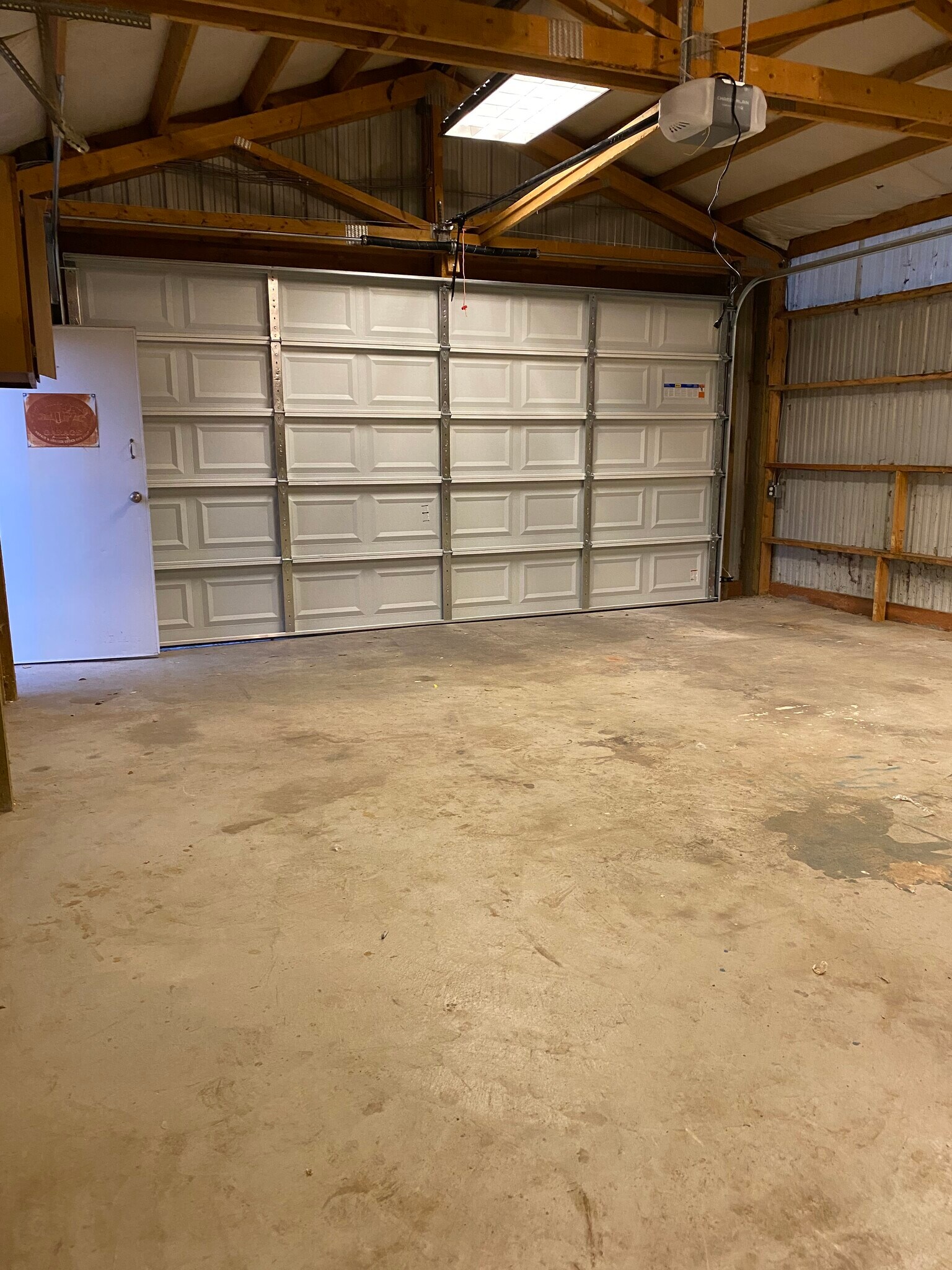 Building Photo - 1275 W 700 S