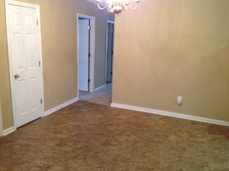 Building Photo - 100 Kilpatrick Ct