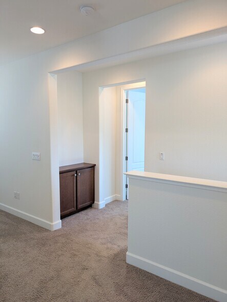 Upstairs - 655 San Marino Ct
