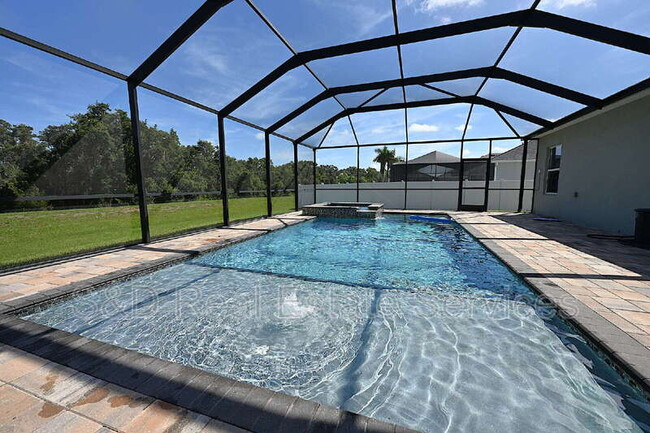 Building Photo - 299 Travelers Creek Dr