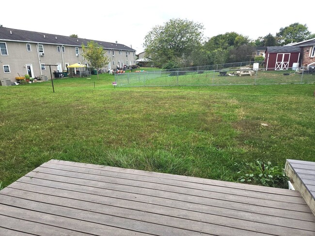 Building Photo - Newly renovated, affordable, 3 bed/1 bath ...