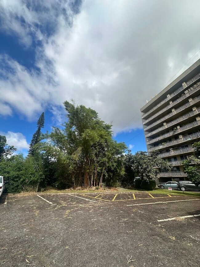 Building Photo - 1830 Wilikina Dr
