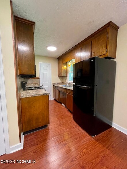 Building Photo - 3804 Brandywine Dr