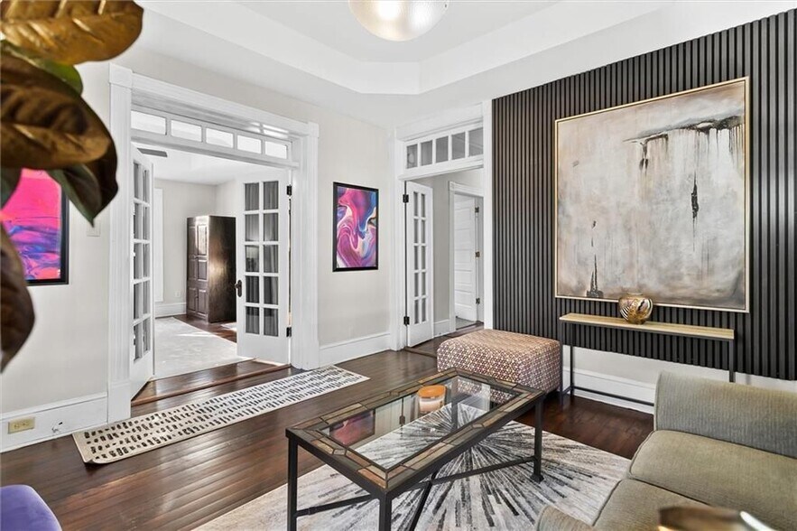 Building Photo - 867 Beecher St SW