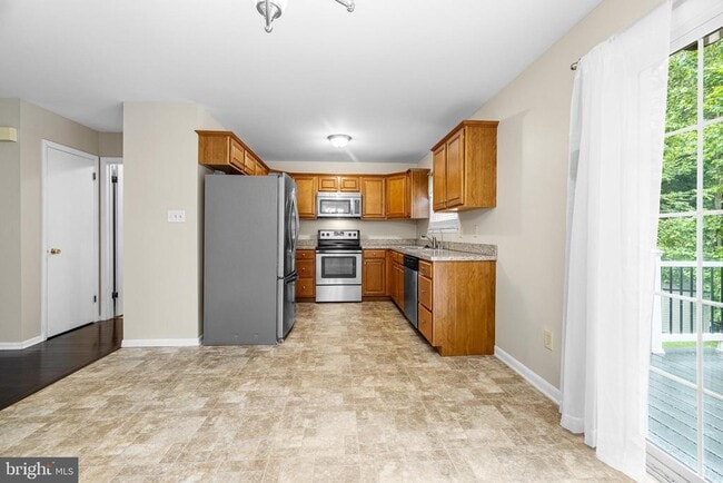 Building Photo - 107 Emery Ct