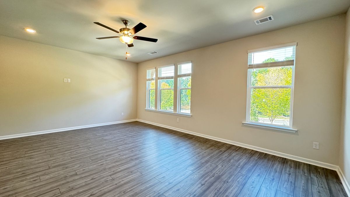 Building Photo - 53 Peeples Dr