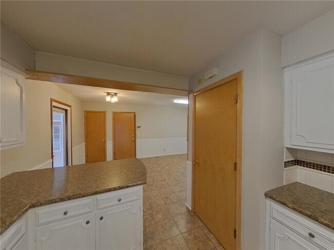 Building Photo - 13408 Colfax Ave S