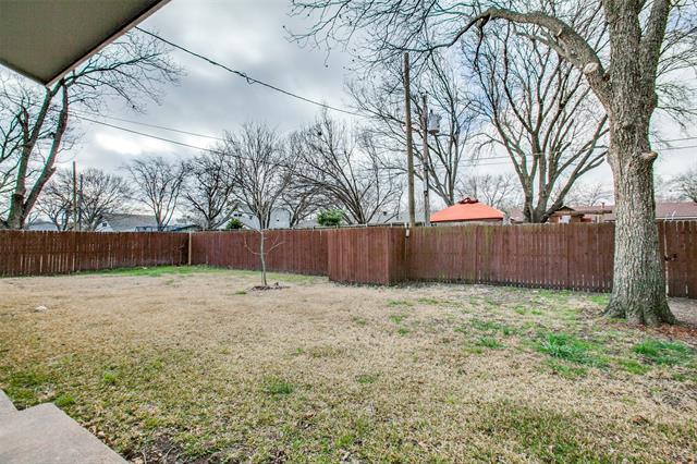 Building Photo - 811 Brentwood Ln